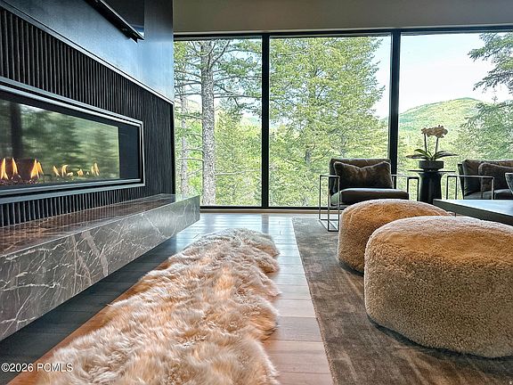 4th image of 3011 E Ridge Top Rd