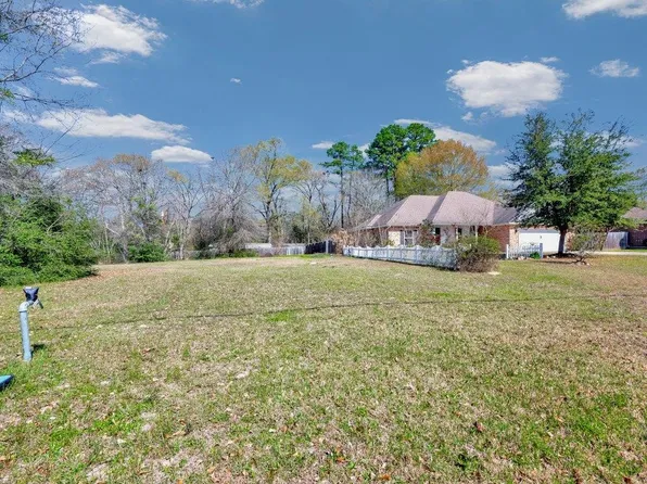 1222 Parkman St, Lufkin, TX 75901