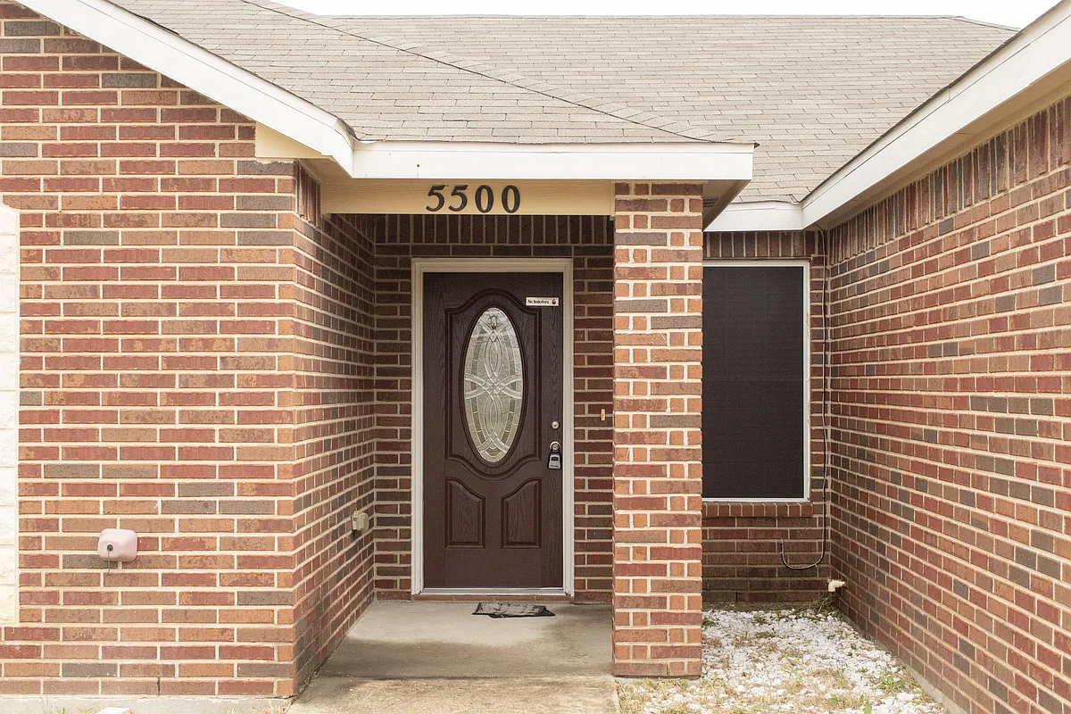 Building Photo - 5500 Leather Dr