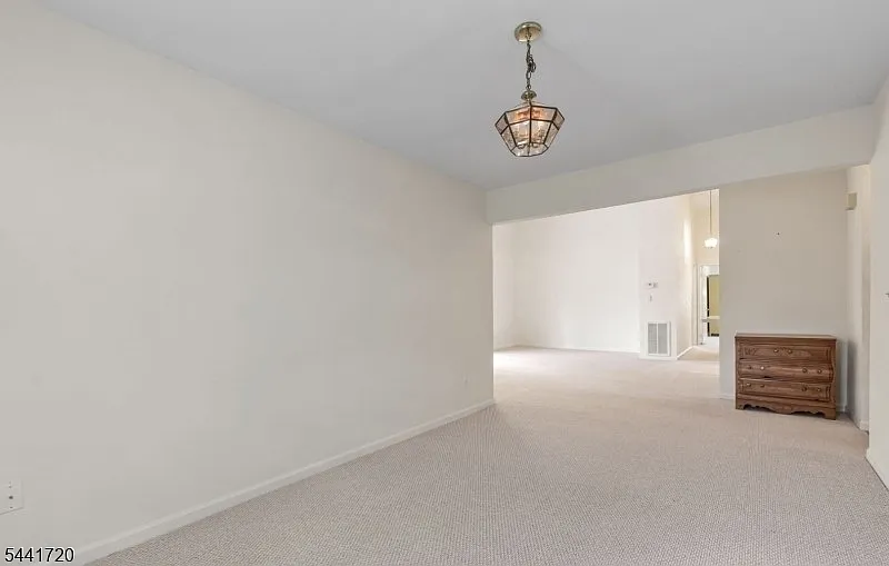 2 bed, 2.0 bath, $2,850 — Photo 3