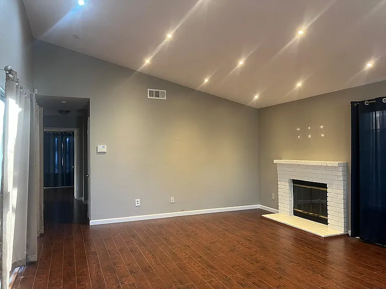 3423 Gradell Pl — Photo 5