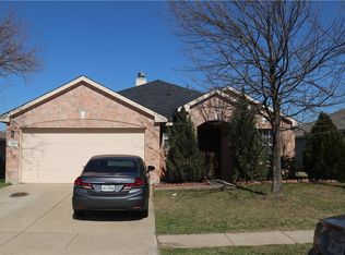 2104 La Salle Trl, Grand Prairie, TX 75052