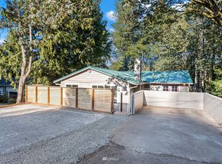 6924 25th Ave SW, Seattle, WA 98106