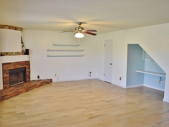 4th image of 2102 Mossy Creek Dr