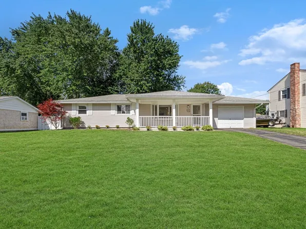 15 Roger Rd, Holbrook, MA 02343