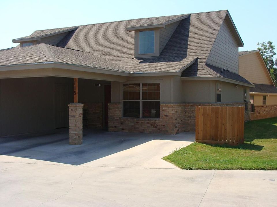 1st image of 118 Meadow Park Cir