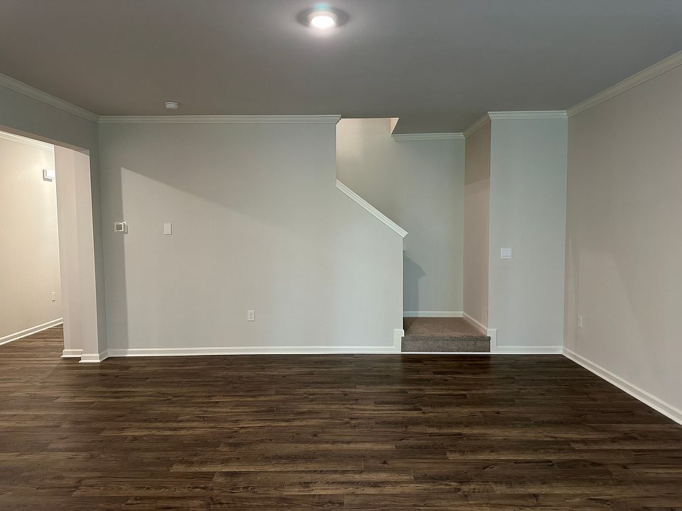 living space view 2 and steps to level 2