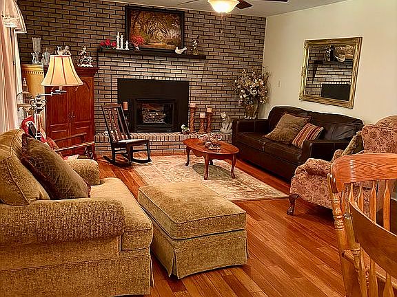 4th image of 102 Bushtown Shivers Rd