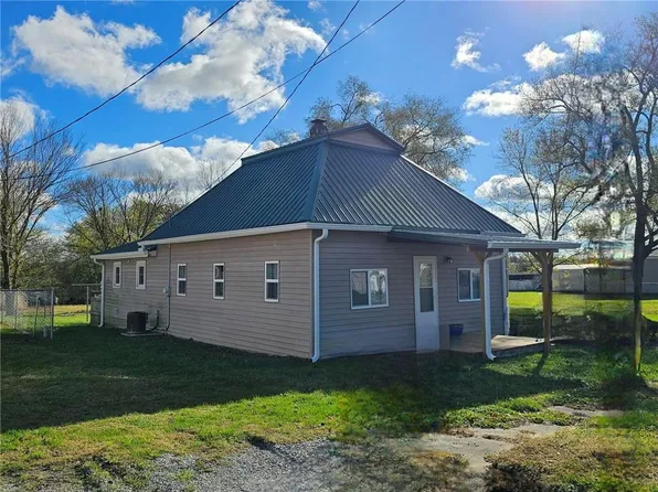 308 Harris Ave, Braymer, MO 64624