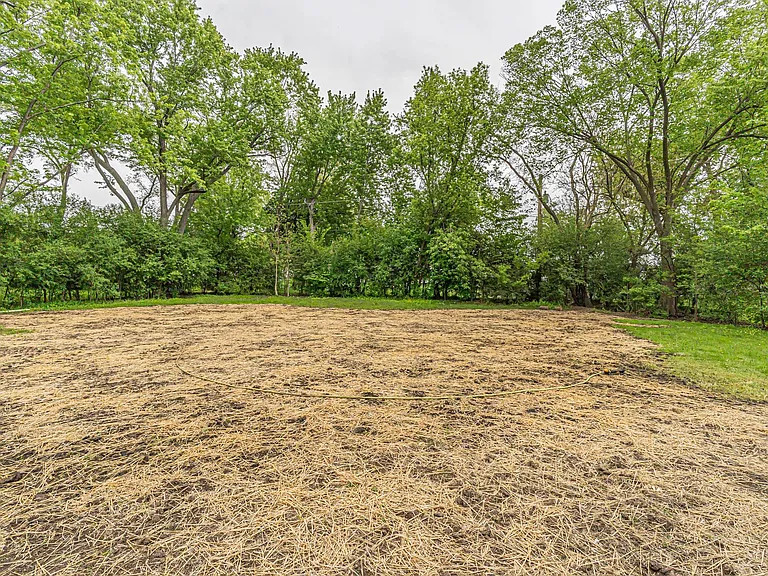 1055 N Bluebonnet Ln — Photo 28