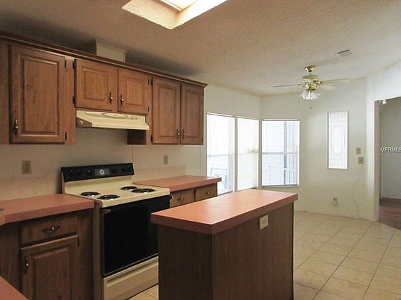 4th image of 16645 SE 95th Ct