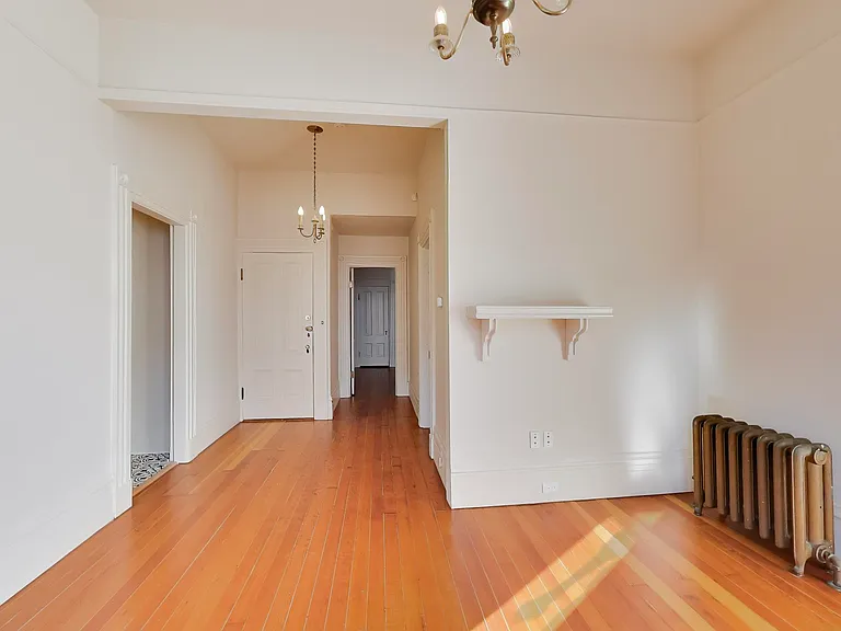 2160 Vallejo St #5-6 — Photo 11