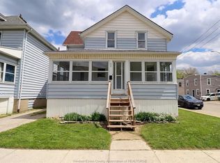 996 Albert Rd, Windsor, ON N8Y 3P2