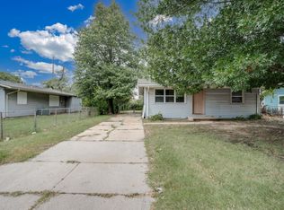 1714 E Idlewild St, Wichita, KS 67216