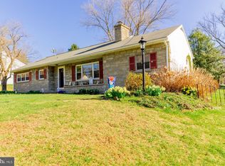 3 Beechwood Dr, West Brandywine, PA 19320