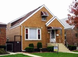 6724 S Kilbourn Ave, Chicago, IL 60629