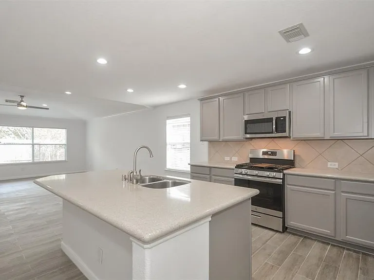 26538 Marble Point Ln — Photo 7