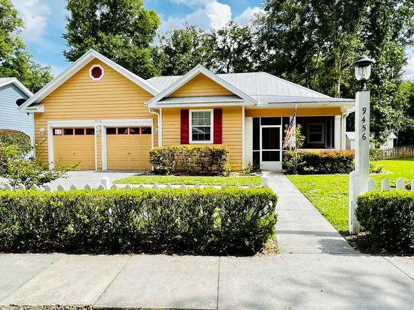 9456 Greenways Ln, Fanning Springs, FL 32693