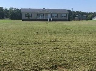 21372 Buckhorn Quarter Rd, Courtland, VA 23837
