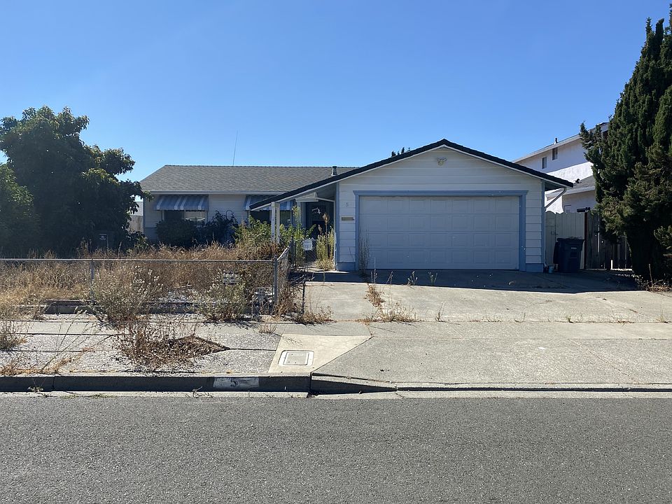 1st image of 5 Stetson Dr