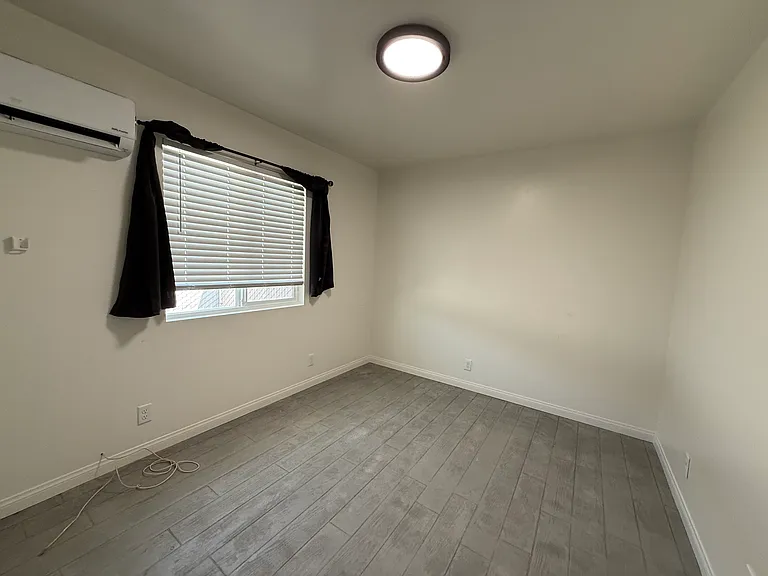 317 W Church Ave #A — Photo 13
