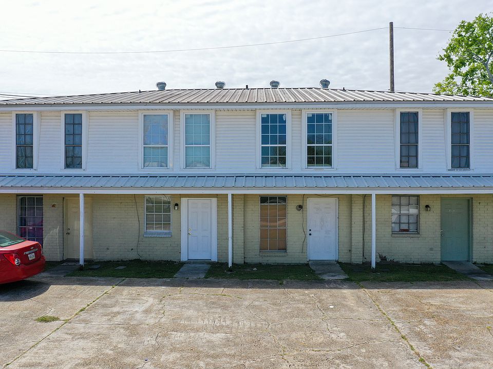 1st image of 227 Belle Terre Blvd #B-1