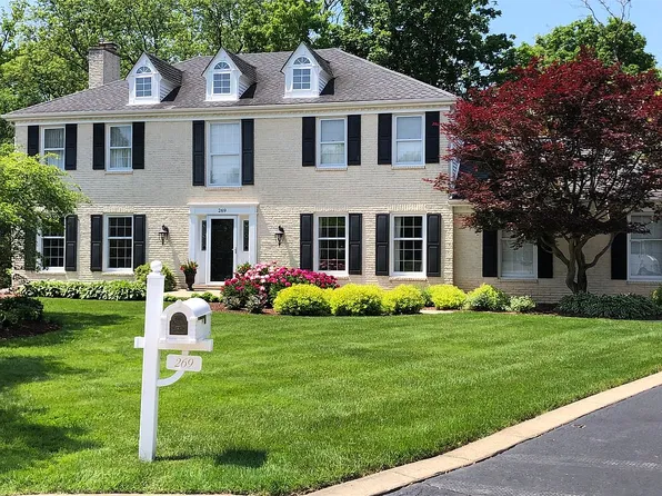 269 Pohlman Ct, Lake Zurich, IL 60047