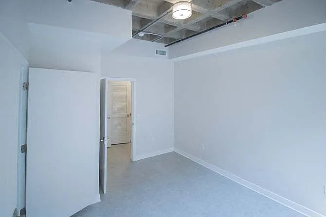 BenMar Apartments — Photo 96