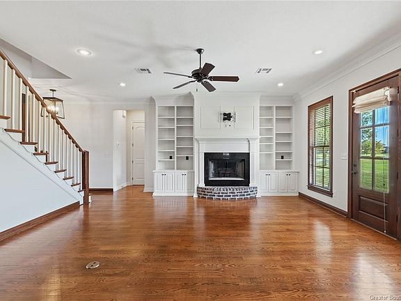 3rd image of 4250 Persimmon Way