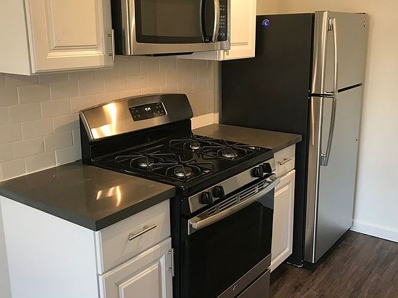 5th image of 5623 Meridian St APT 10