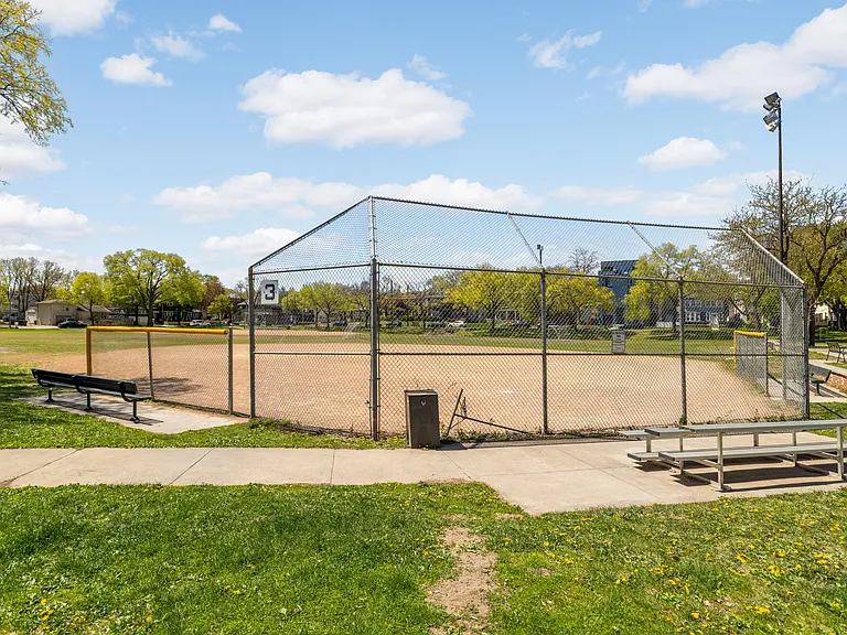 3129 Aldrich Ave S #B — Photo 29