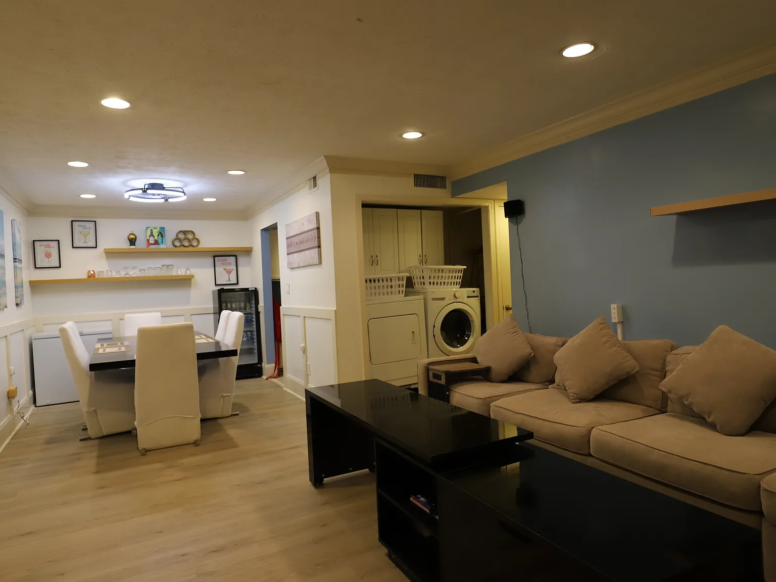 2 bed, 980 sqft, $2,200 — Photo 2