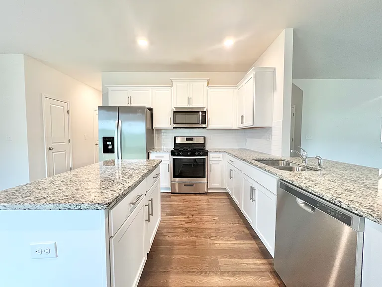 6420 Ellimar Field Ln — Photo 3