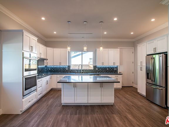 3rd image of 5857 Allott Ave