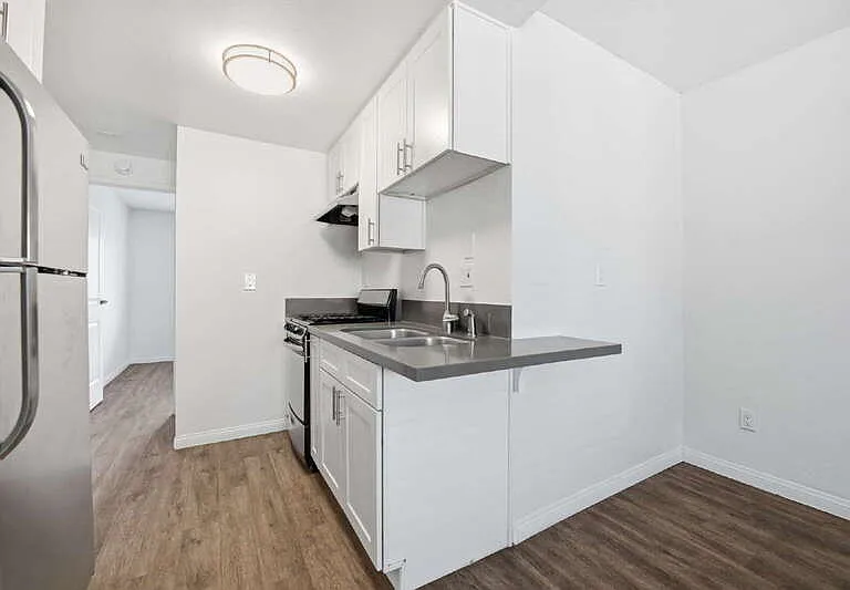 4674 Bancroft St #6 — Photo 10