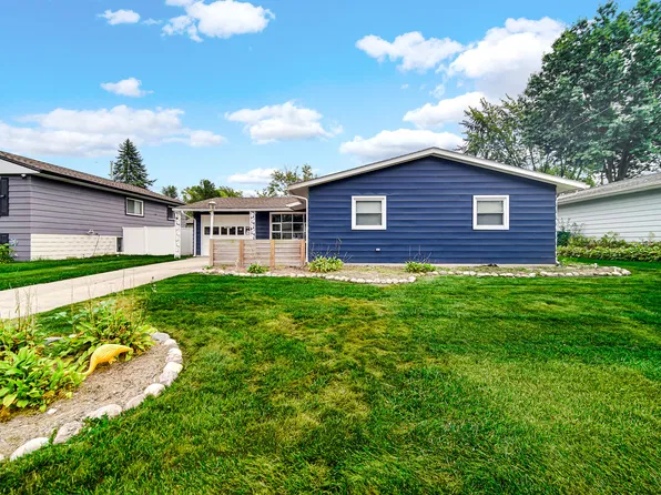 6833 Tyler St, Merrillville, IN 46410