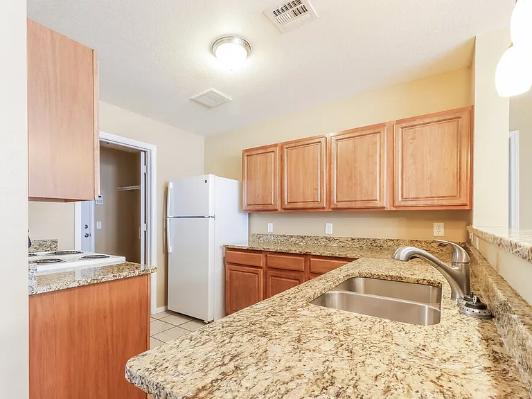 5536 Bush Creek Way — Photo 9