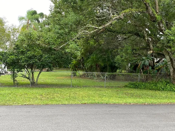 149 E Grand Bend Ave, Lake Mary, FL 32746