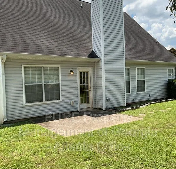 333 Summer Hill Cir — Photo 17