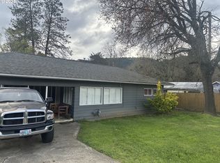 238 Wecks Rd, Myrtle Creek, OR 97457
