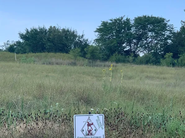 1033 E Flint Hills National Pkwy, Andover, KS 67002