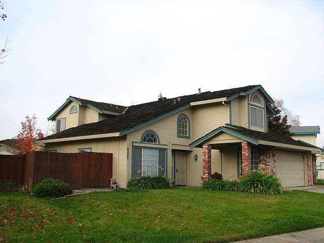 2nd image of 8225 Silk Tree Way