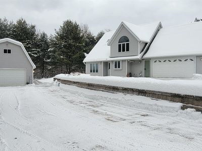 N1465 W Spencer Lake Rd, Waupaca, WI, 54981