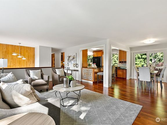 4th image of 2830 216th Avenue SE