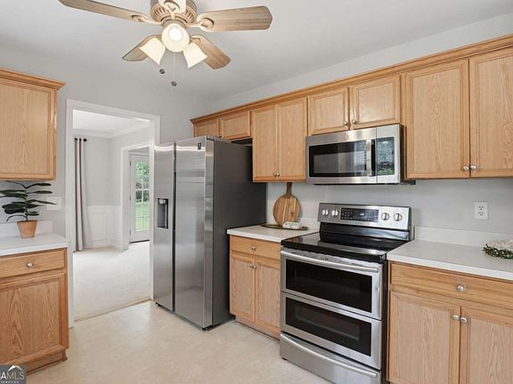 3rd image of 8790 Baycreek Ln