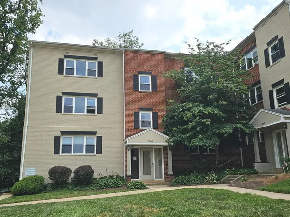 3045 Patrick Henry Dr APT 301, Falls Church, VA 22044