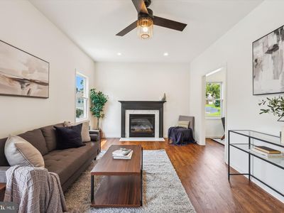 2142 N Dinwiddie St, Arlington, VA, 22207