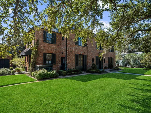 3815 Bernardo De Galvez, Galveston, TX 77550