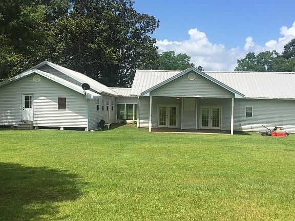 3rd image of 61161 Seal Rd
