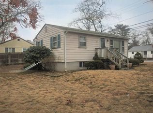 1 Churbuck St, Wareham, MA 02571